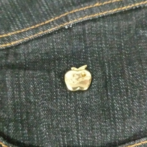 Apple Bottoms Black Boot Cut Jeans - size 9/10 - 28.5" Inseam - Picture 4 of 7